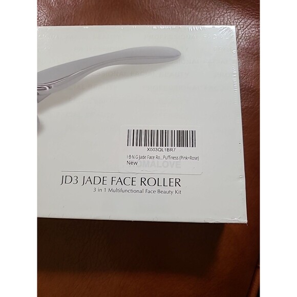 Natural Jade  (needleless) roller tool For Facial Treatments 3 In 1 Lift Face - Picture 2 of 5